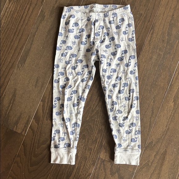 Roberta Roller Rabbit whale print pajamas 6 - Picture 5 of 8